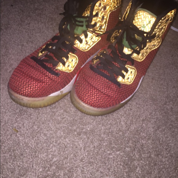 Jordan Retro High Tops - Picture 4 of 4